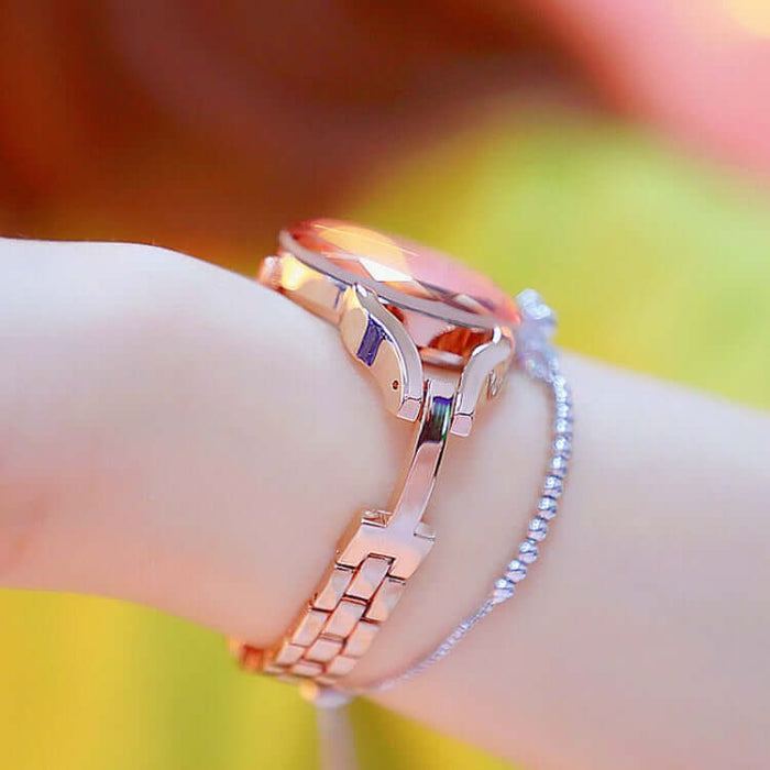 BS Bee Sister FA1565 Ladies Chain Watch corrosion resistant stainless steel buckle clasp mechanism close up