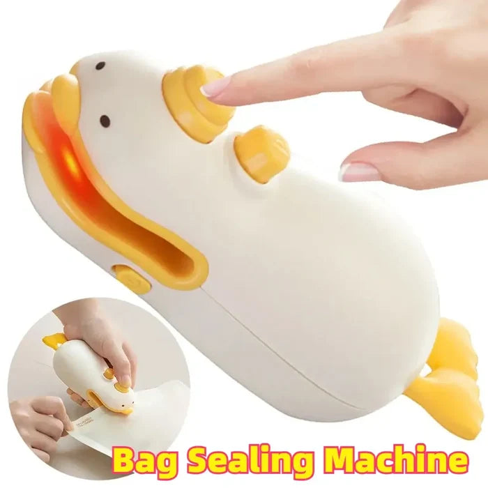 2 in 1 Mini Bag Sealer with Cutter USB C front view