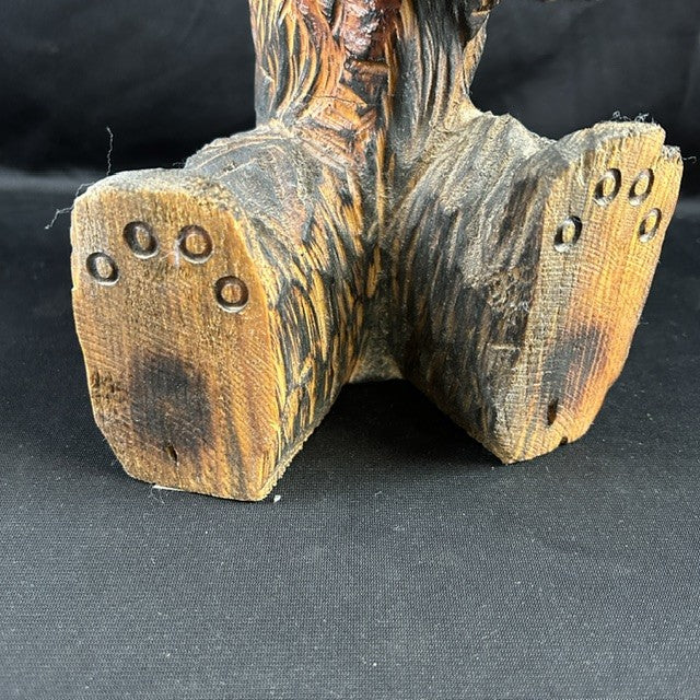 Bear Chainsaw Art Wood Carving