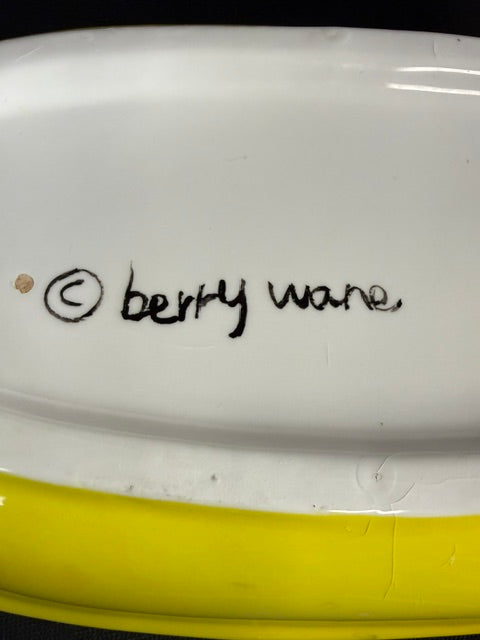 Berryware 10 in Oval Serving Bowl