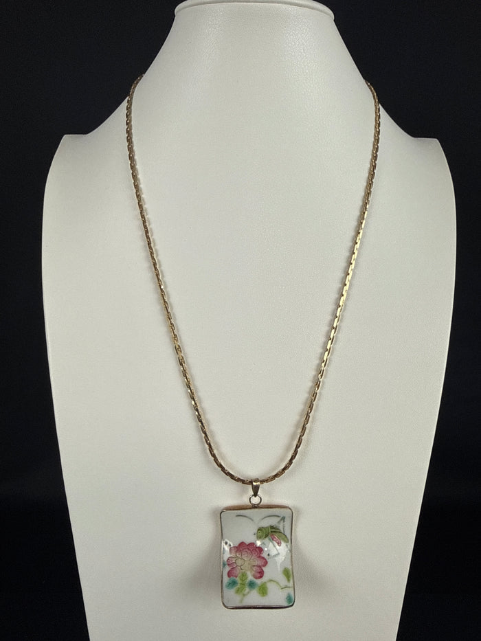 Chinese Famille Rose Porcelain Pendant Necklace