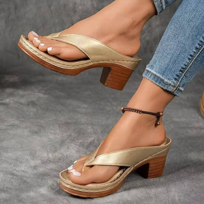 Fashion Summer Flip-Flops Square-Heeled Sandals White clean beach style