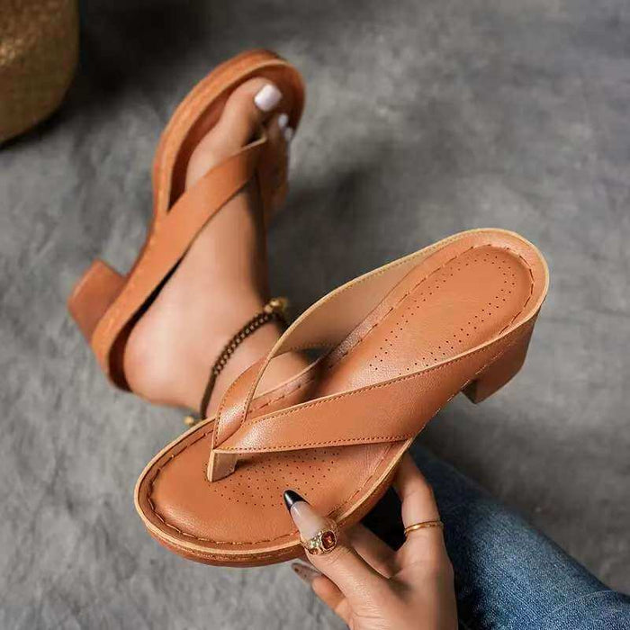 Fashion Summer Flip-Flops Square-Heeled Sandals square heel stability design