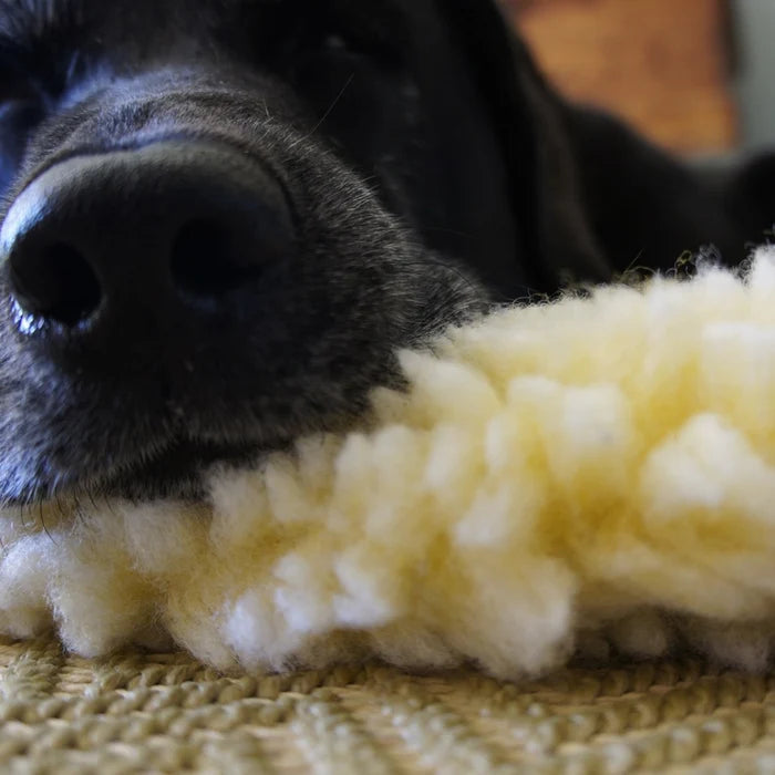 Huggle Fleece Mat - Dog.Dog.Cat.