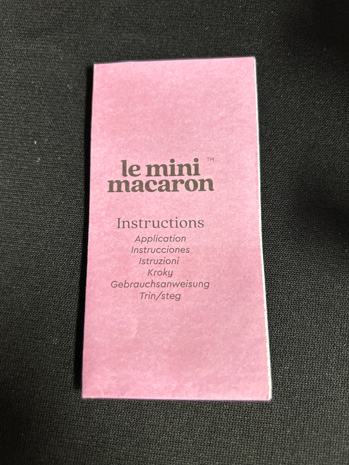 Le Mini Macaron Gel Manuicure Set