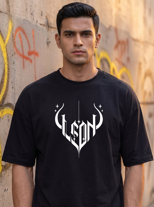 LEON Men's Oversized Gothic Printed T-Shirt LEON
