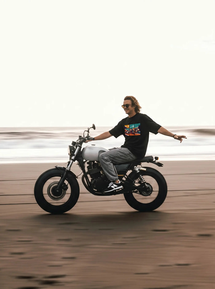 LEON Men’s  Vintage-Style Graphic Printed T-Shirt LEON