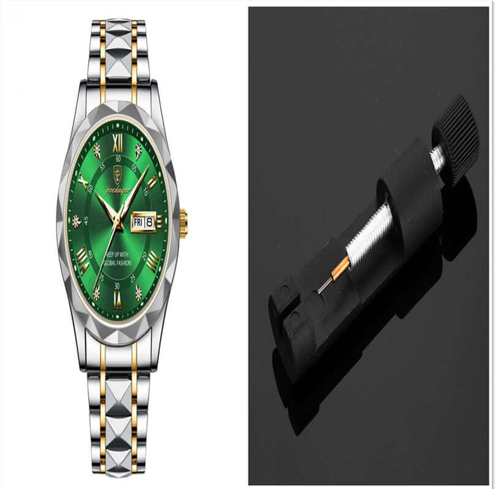 Silver Green / Carrying a tape remover