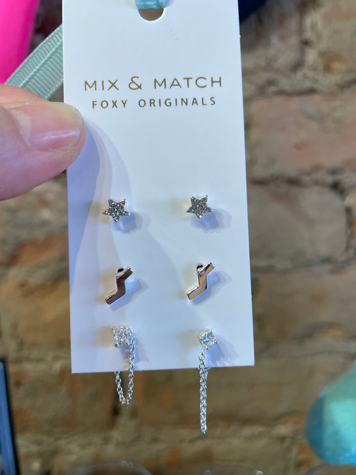 Mix and Match Stud earring set.
