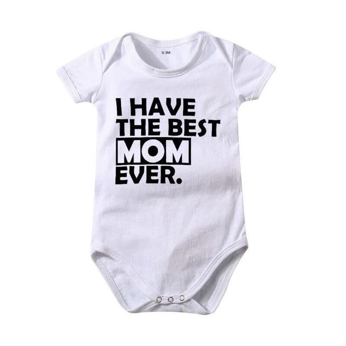 Newborn Cotton Summer Baby Romper Jumpsuit Set hypoallergenic natural organic cotton textile weave close-up macro