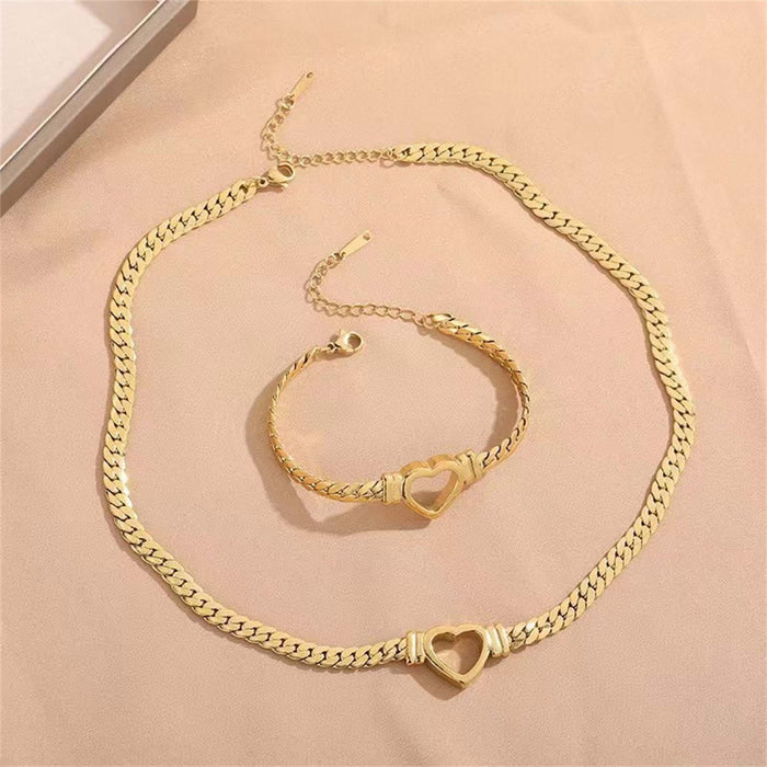 Personalized Love Heart Cuban Chain Jewelry heart shaped pendant design.