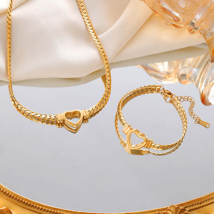 Personalized Love Heart Cuban Chain Jewelry electroplating processing technique.