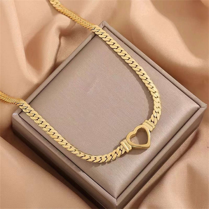 Personalized Love Heart Cuban Chain Jewelry comfortable wear heart bracelet.
