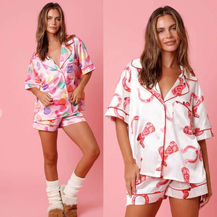 Satin Printed Two-piece Suit Pajamas For Women Set white boots pattern.