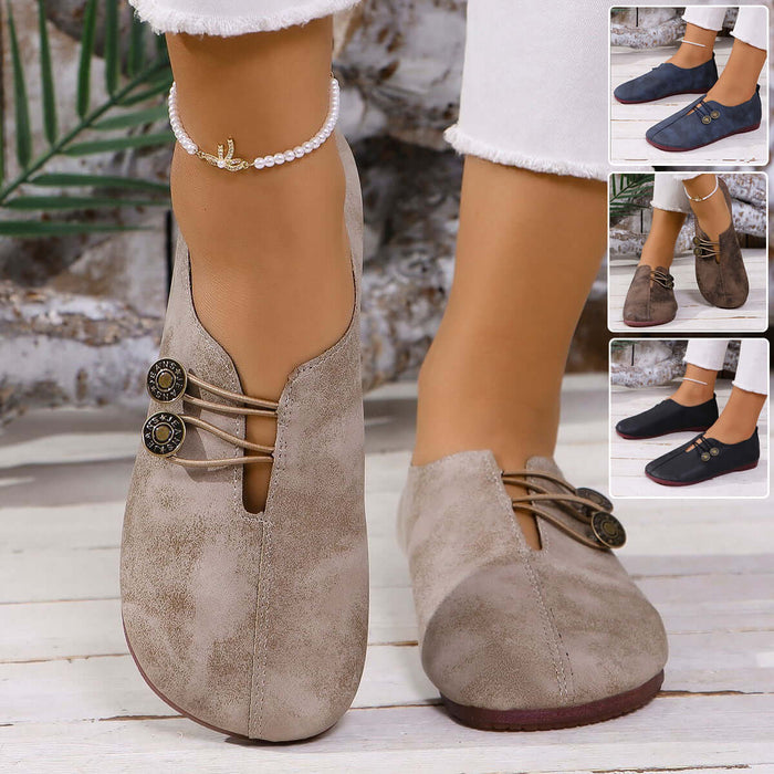 Summer Fashion Square Toe Slip-on Flat Sandals in beige worn with ankle bracelet, showcasing a stylish summer look.