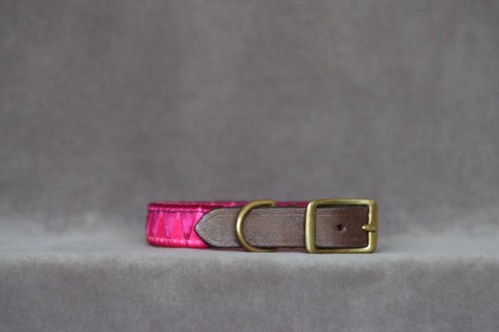 VEZZA Dog Collars - 5/8" wide - Standard Peak Design