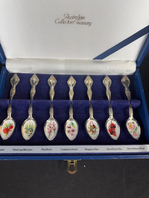 VTG  7 Australian Wildflower Teaspoons