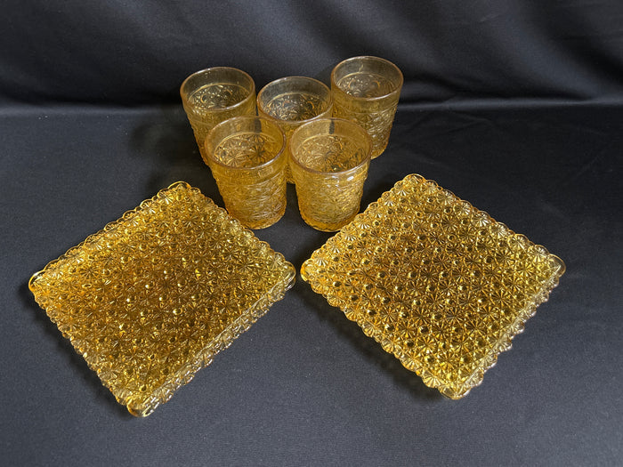 VTG Amber Daisy & Button Glass 4 Square Plates 5 Tumblers