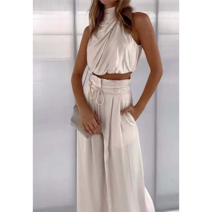 Ivory White / L